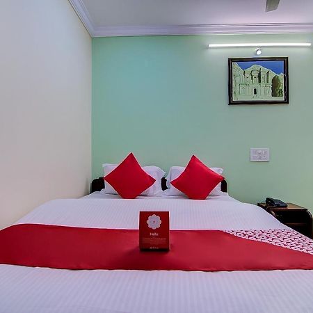 Hotel Oyo Lalitha Delight Višákhapatnam Exteriér fotografie