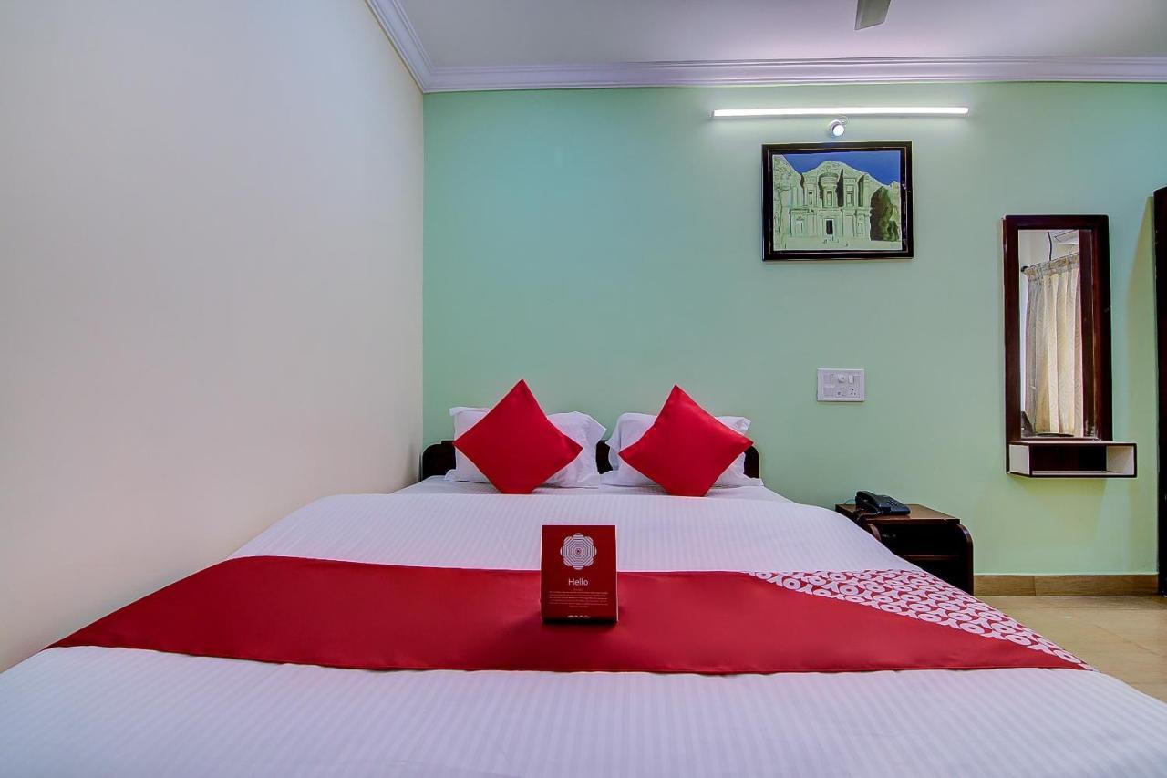 Hotel Oyo Lalitha Delight Višákhapatnam Exteriér fotografie