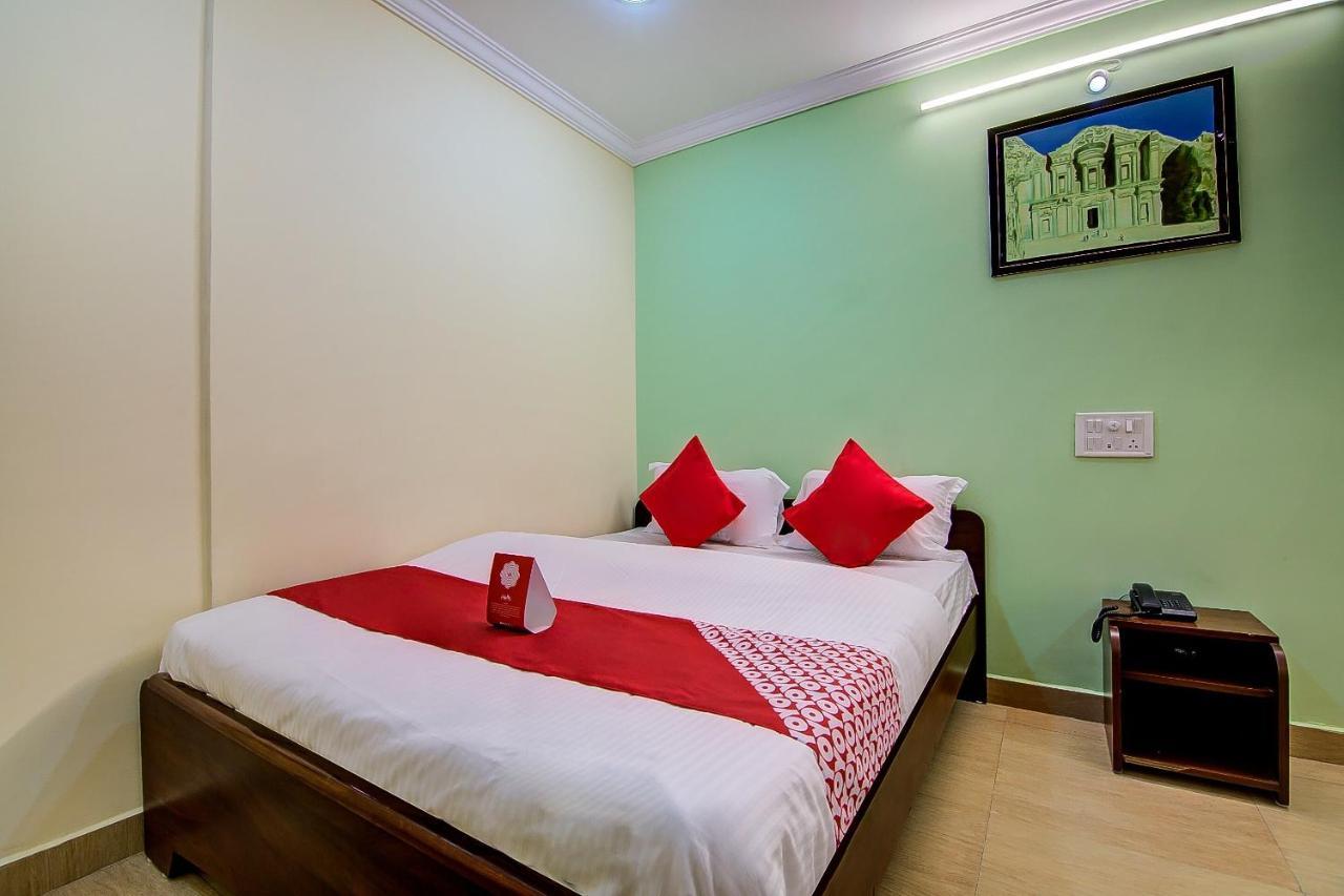 Hotel Oyo Lalitha Delight Višákhapatnam Exteriér fotografie
